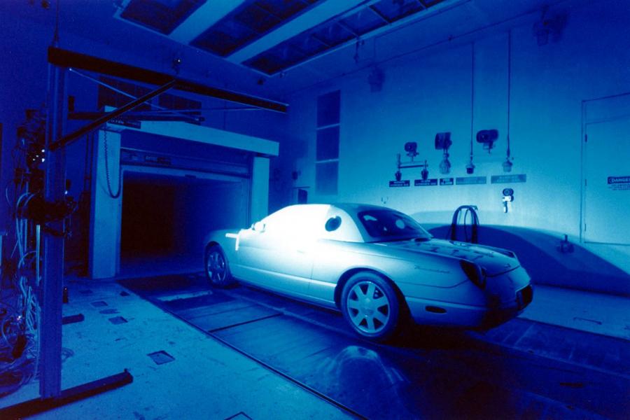  Ford Thunderbird 2002 года  (фото 111 из 161)